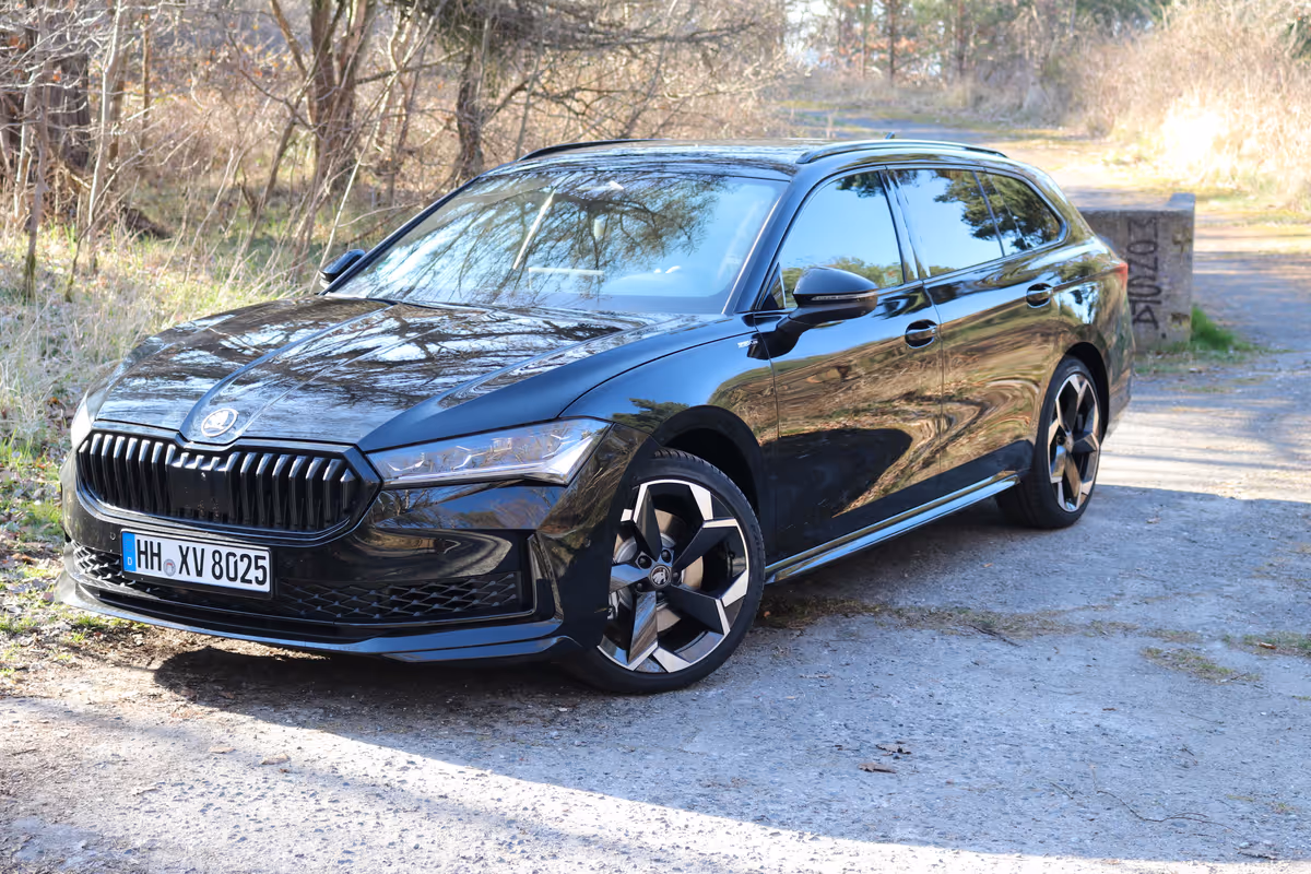 Test Škoda Superb Combi Sportline 265 PS 2026